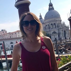 Meet your Posher, Ana