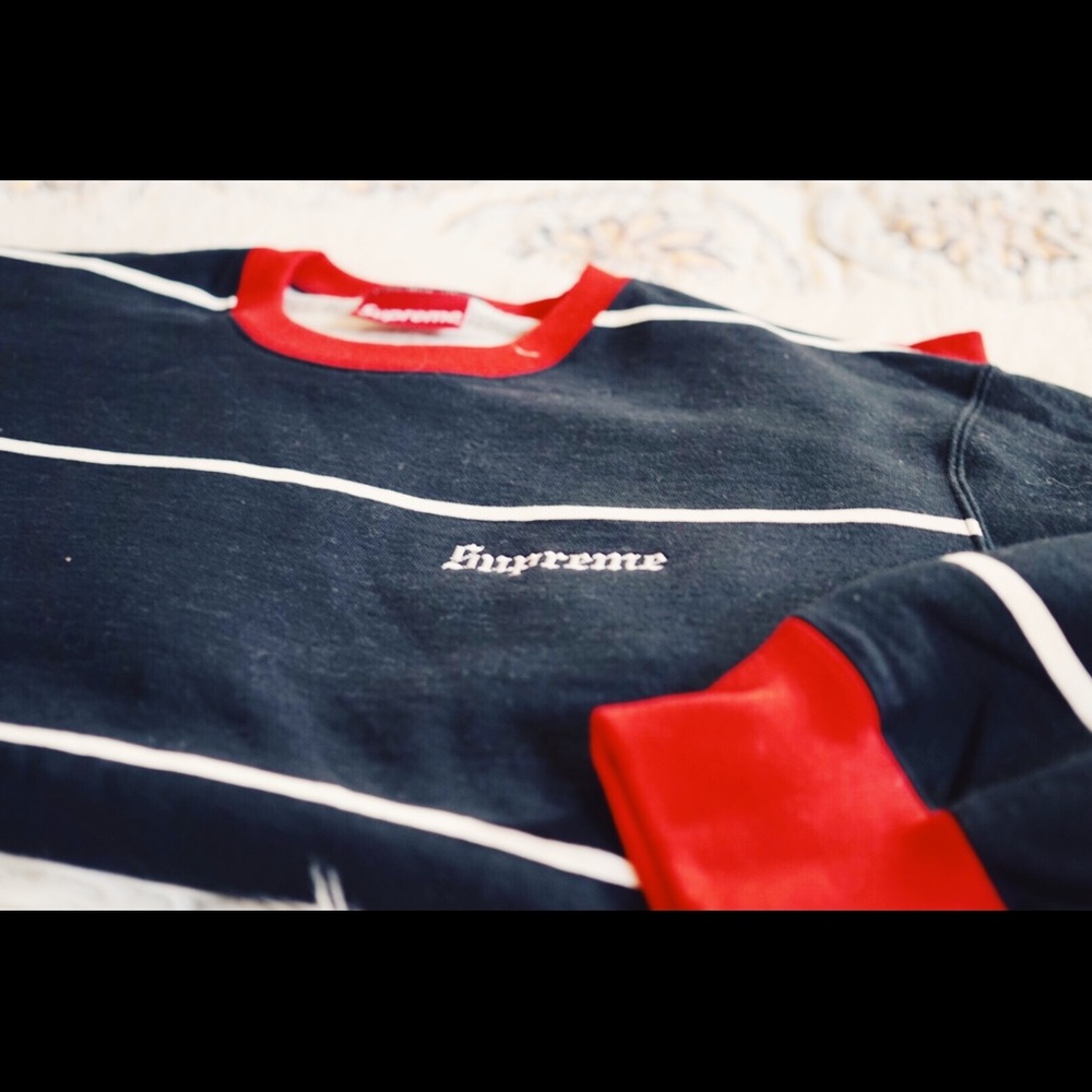 Supreme Crewneck Sweater - Picture 3 of 7