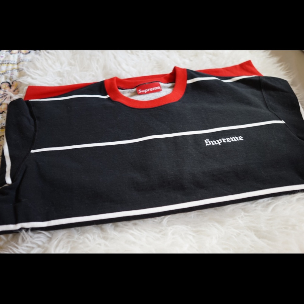 Supreme Crewneck Sweater - Picture 7 of 7