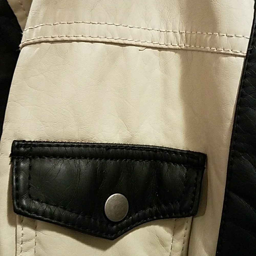 Faux leather jacket - Picture 3 of 3