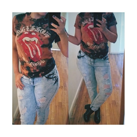 Other - ROLLING STONES Distressed tshirt