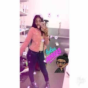 Meet your Posher, Lele