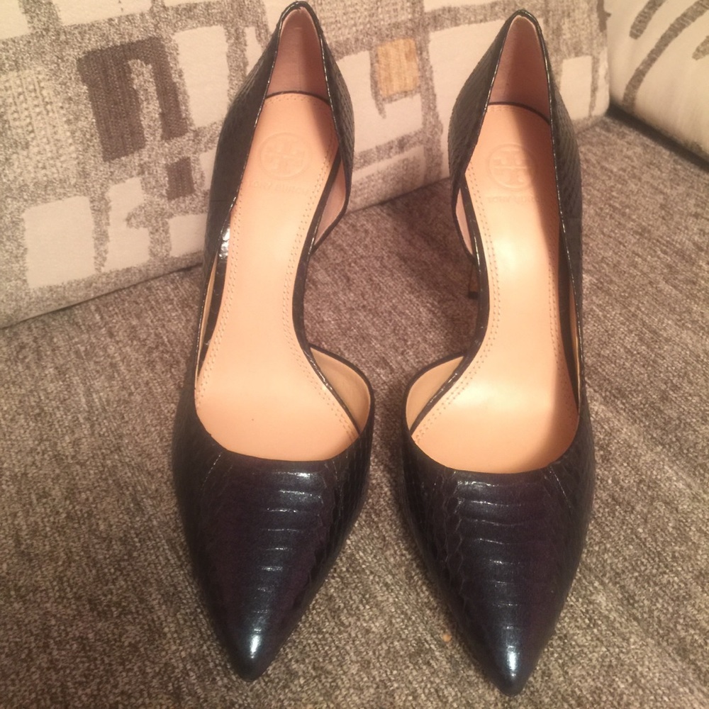 Brand New Tory pumps