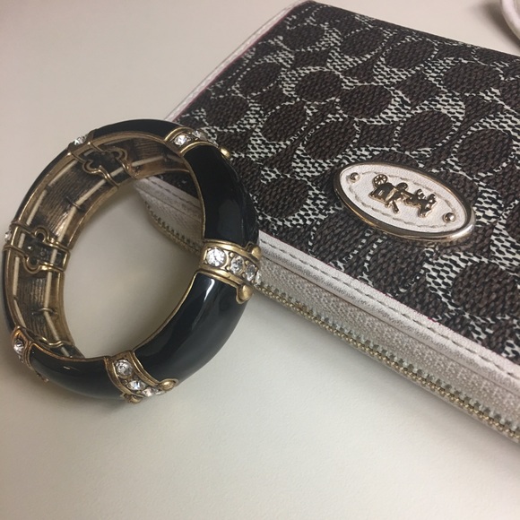 J.Crew Enamel Vintage Stretch Rhinestone Bangle - Picture 2 of 8