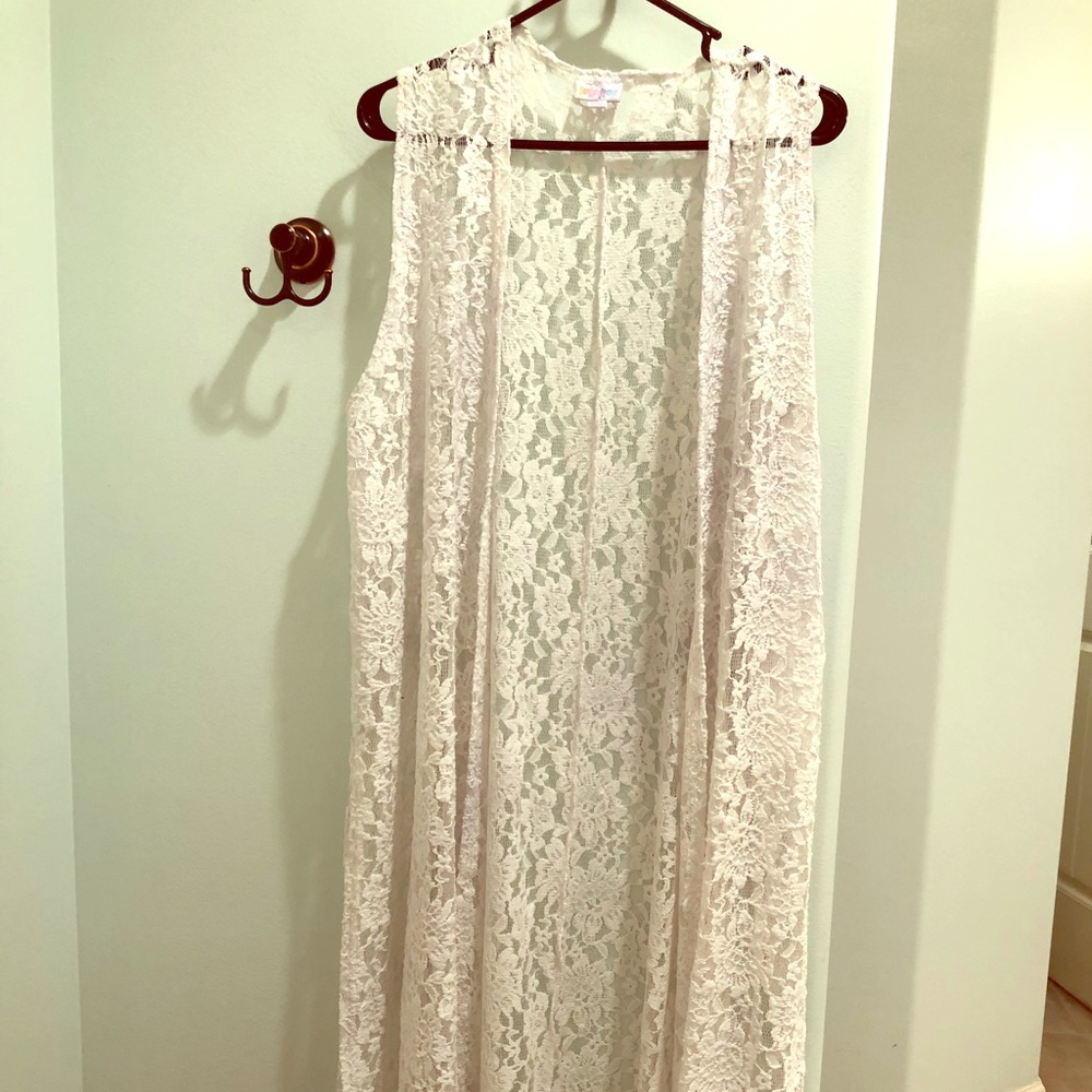 Large White Lace LuLaRoe Joy