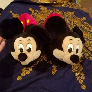 mickey mouse house slippers for adults