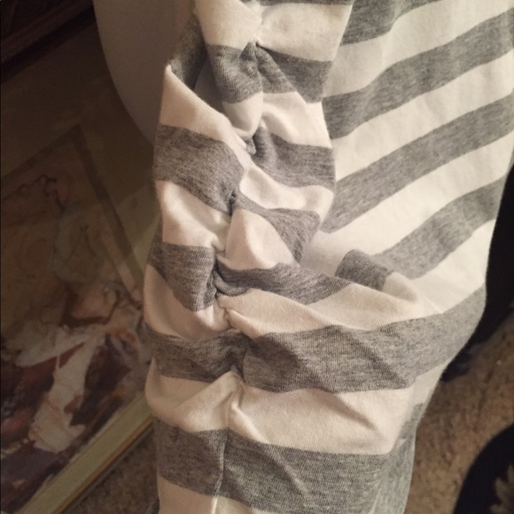 Michael Kors Strip Shirt - Picture 4 of 5