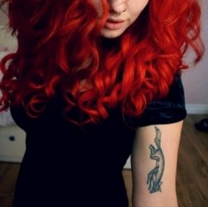 Meet your Posher, Leslie