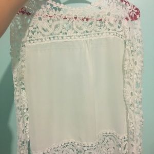 White lace long sleeve top
