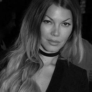 Meet your Posher, Coral