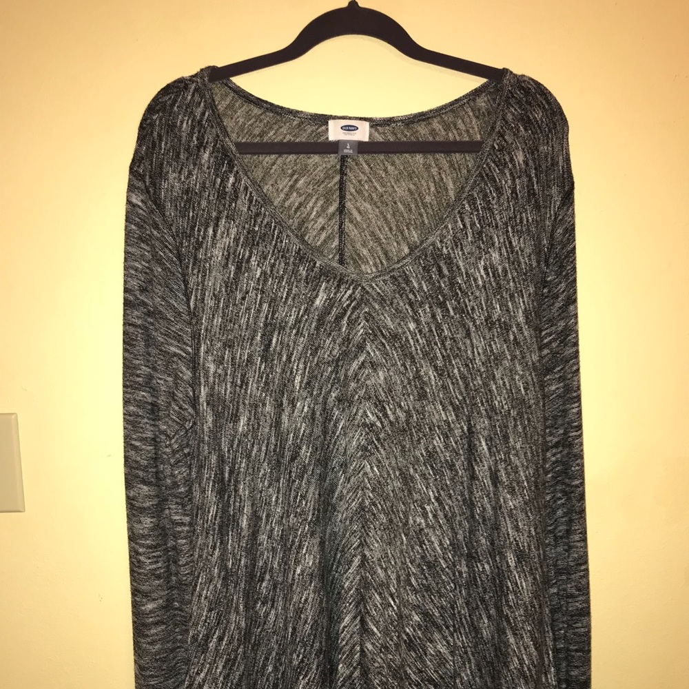 V-neck loose sweater