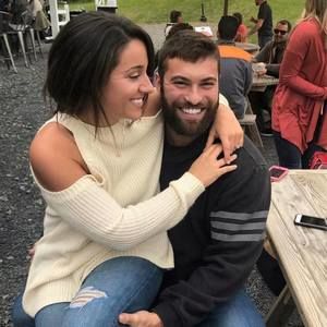 Meet your Posher, Elyse