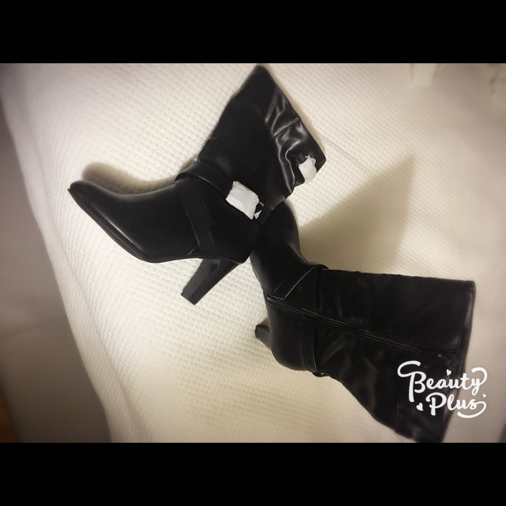 Heels boots, black