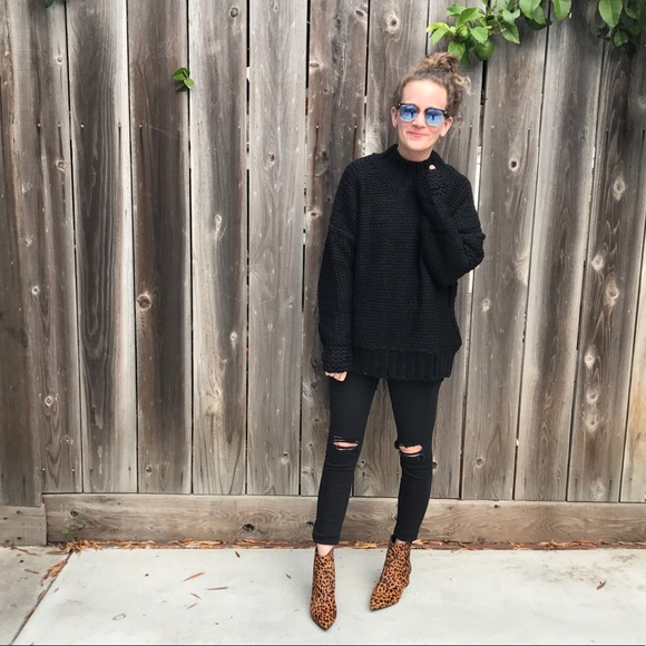 LAST ONE! Black Chunky Knit Sweater - Picture 2 of 4