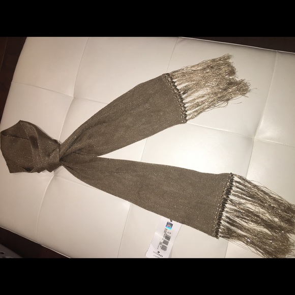 Dolce & Gabbana Accessories - FLASH SALE! Dolce & Gabbana Scarf/Sciarpa