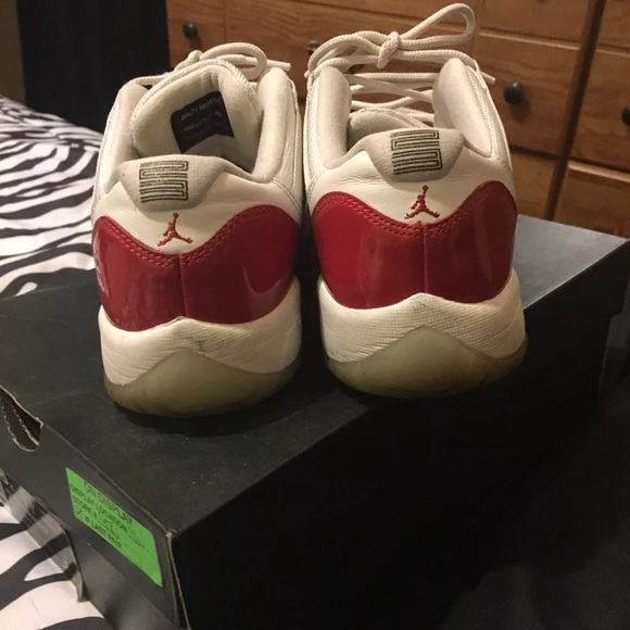 Retro 11’s - Picture 3 of 4