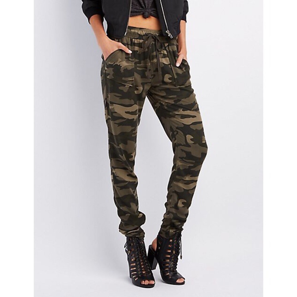 Camo pants