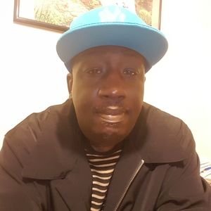 Meet your Posher, Lloyd