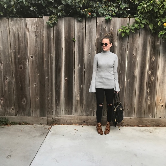 LAST ONE! Gray Bell Sleeve Sweater - Picture 2 of 5