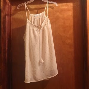 Maurice’s tank top