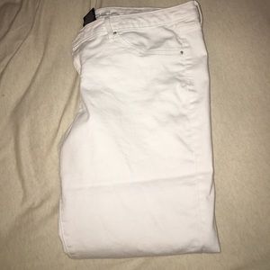 White jeggings