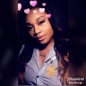 Meet your Posher, Deznee