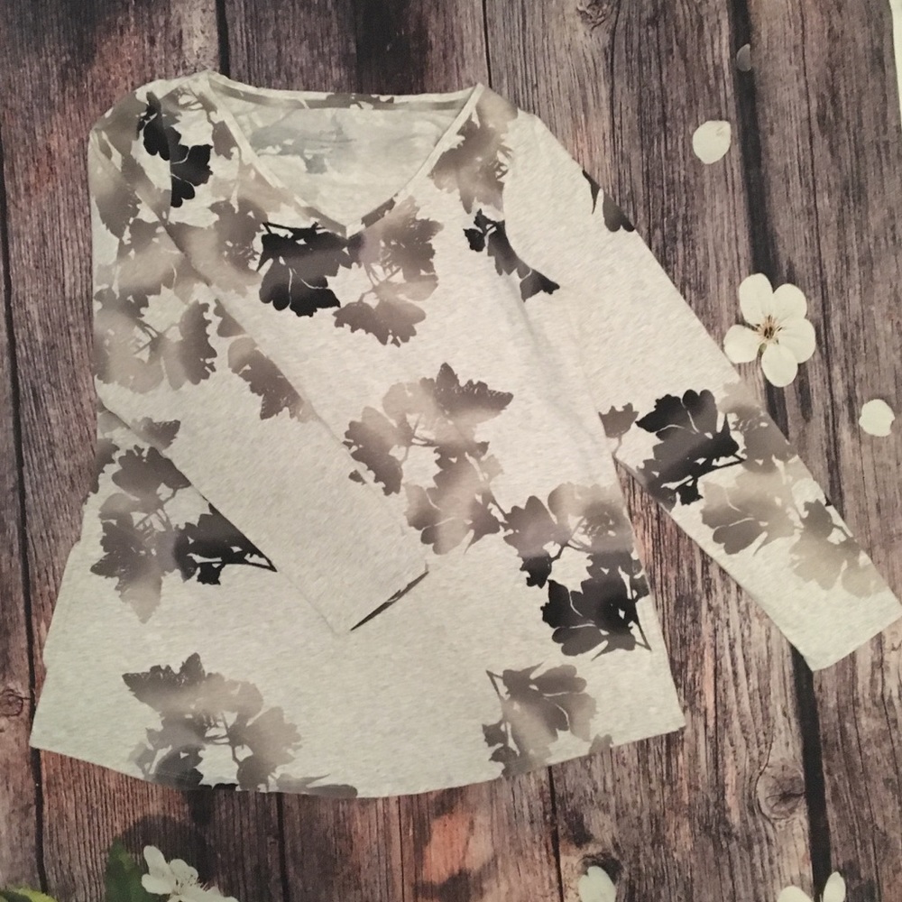 J. Jill Medium Long-sleeved Tee with pockets