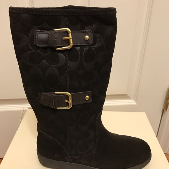 New boot - Picture 2 of 3