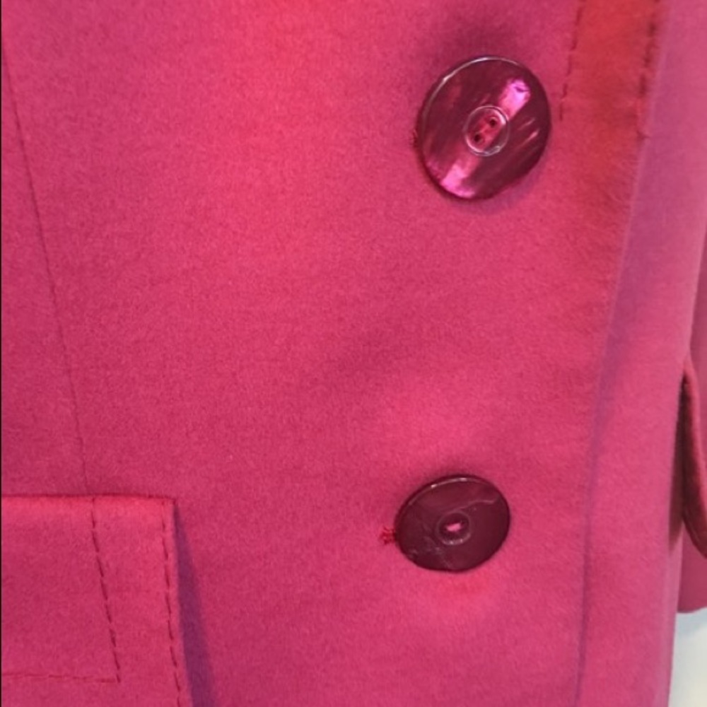 Escada 2 button notched collar, Angora long sleeve - Picture 4 of 7