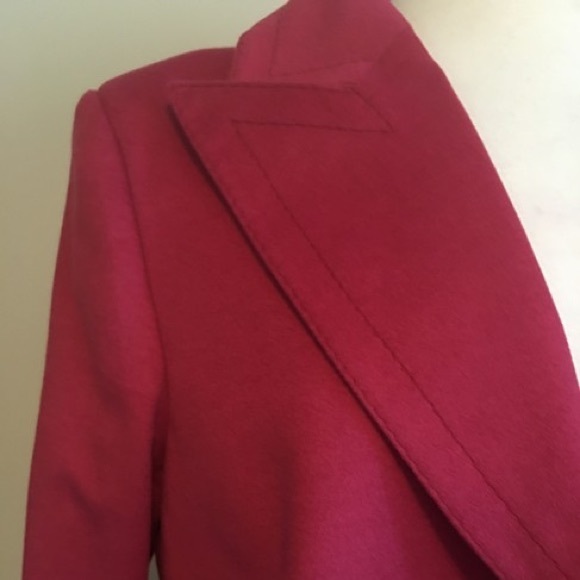 Escada 2 button notched collar, Angora long sleeve - Picture 3 of 7