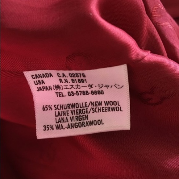 Escada 2 button notched collar, Angora long sleeve - Picture 7 of 7