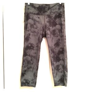 Athleta Capri - Medium - Tie Dye