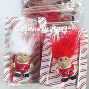 🎁🎄 Norfin Santa Troll Necklace!