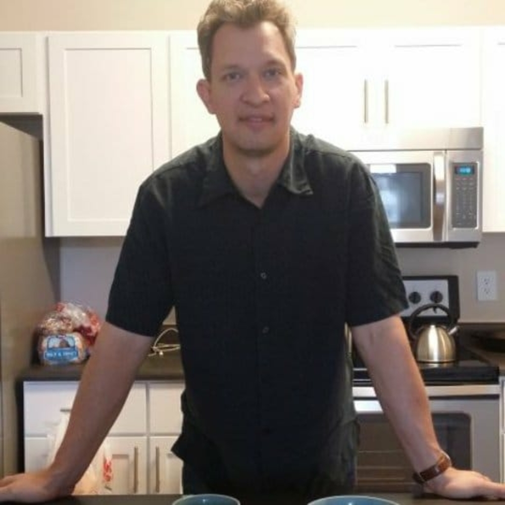 Meet your Posher, Eric