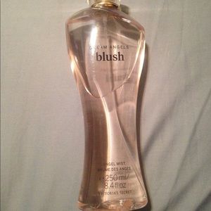 🚫SOLD🚫 VS body spray