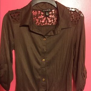 3/4 Sleeve Shirt