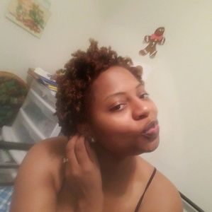 Meet your Posher, Lynn