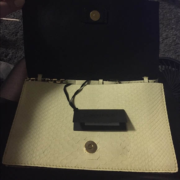 NWT Calvin Klein Collection Python Acid Yellow Bag - Picture 2 of 7