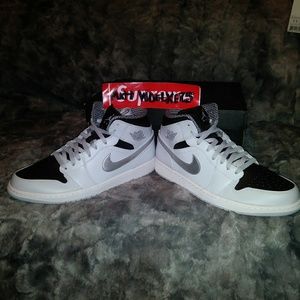 Rare Brand New Nike Retro Jordan 1 I Size 12 Gray