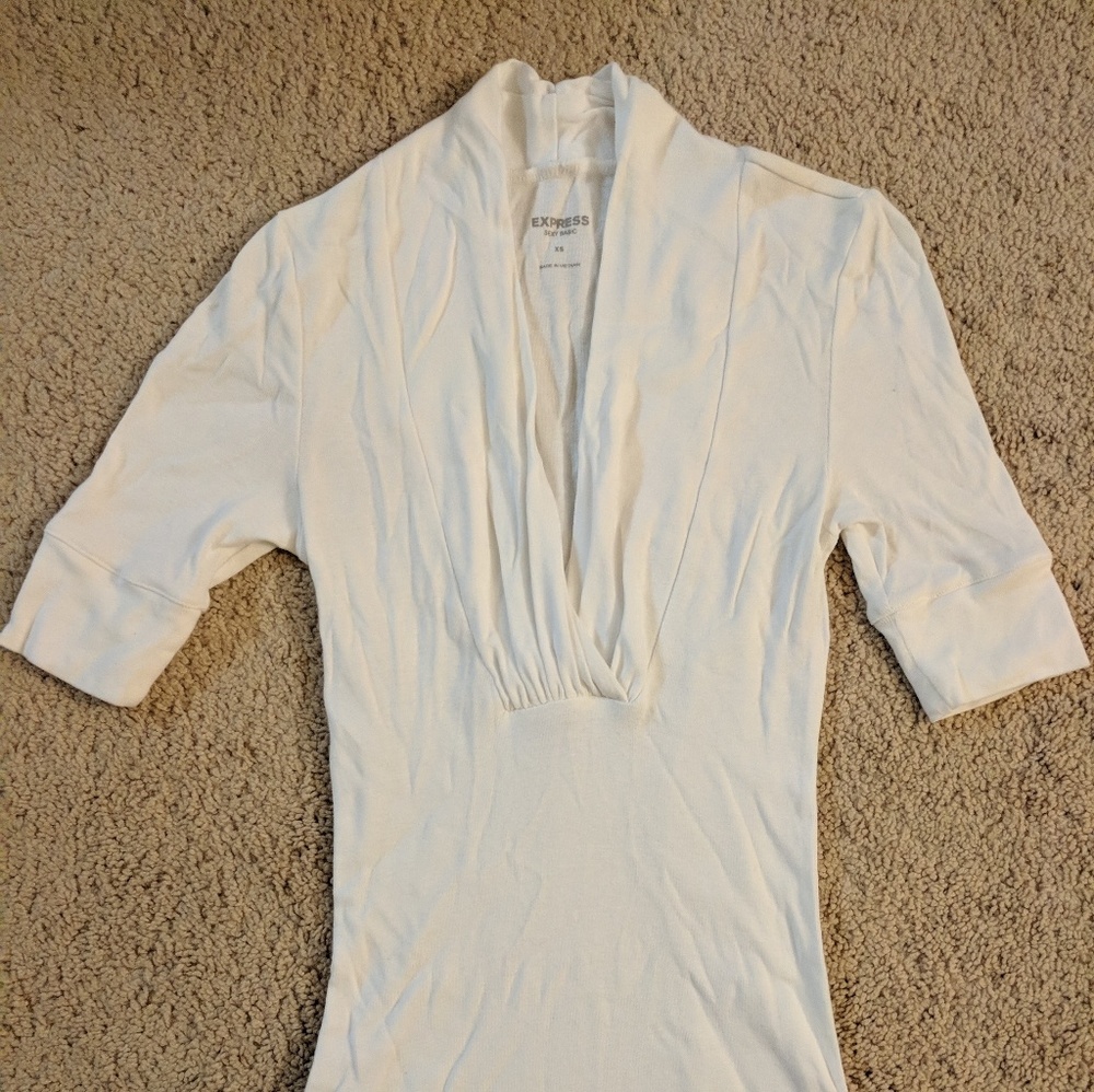 Tops - Picture 2 of 2