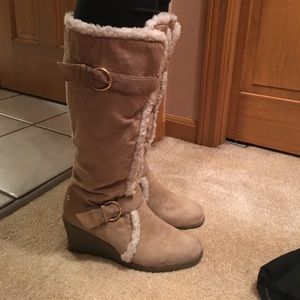 Women’s tall boots