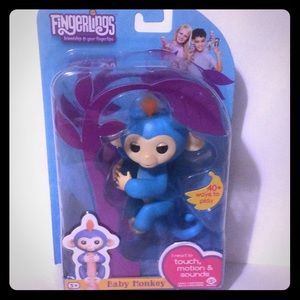 WowWee Fingerling (Boris)