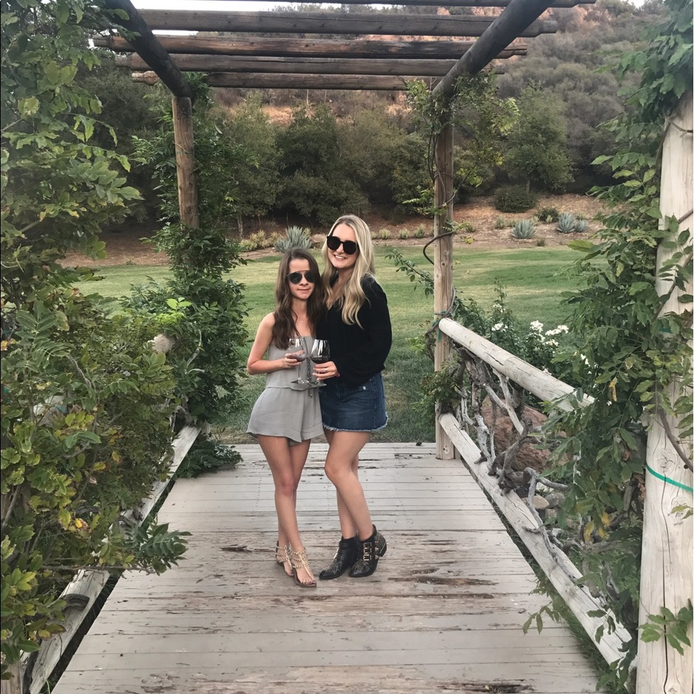 Meet your Posher, Kenzie