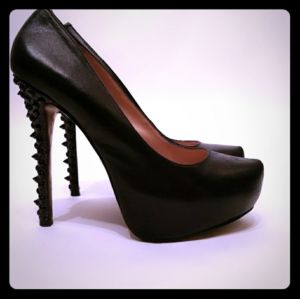Betsy Johnson  platform spiked glitter heel