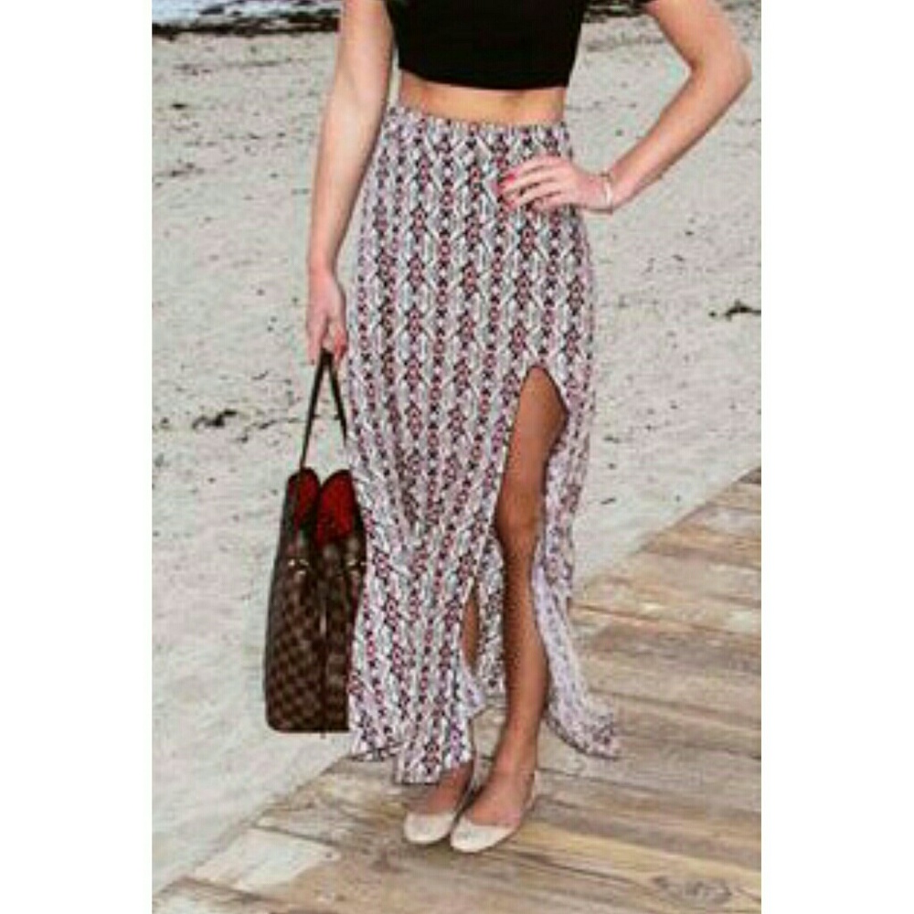 Brandy Melville Tribal Print Maxi Skirt - Picture 1 of 3