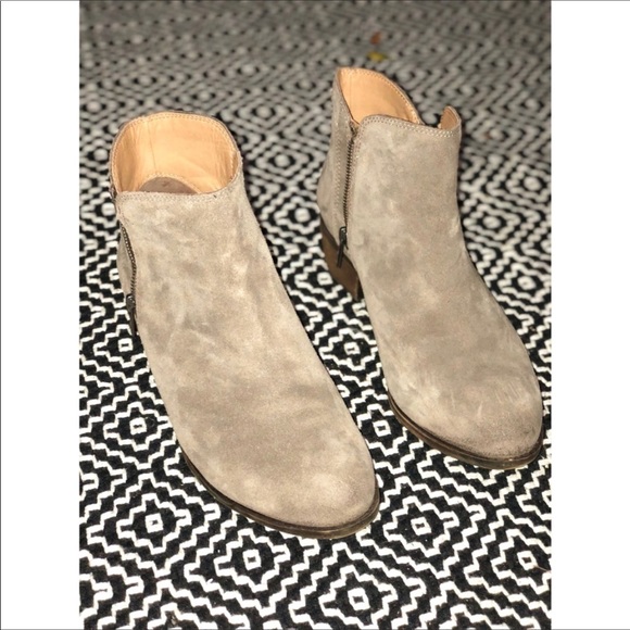Lucky Brand Shoes - Lucky brand size 12 tan booties
