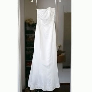 wedding dress w25