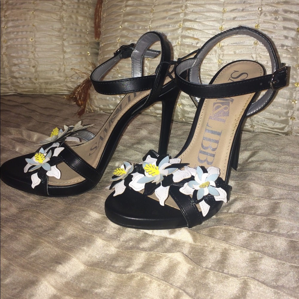 Flowered Sandal Heel