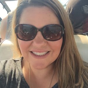 Meet your Posher, Sally