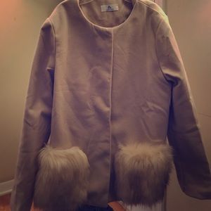 Dress jacket with fur pockets